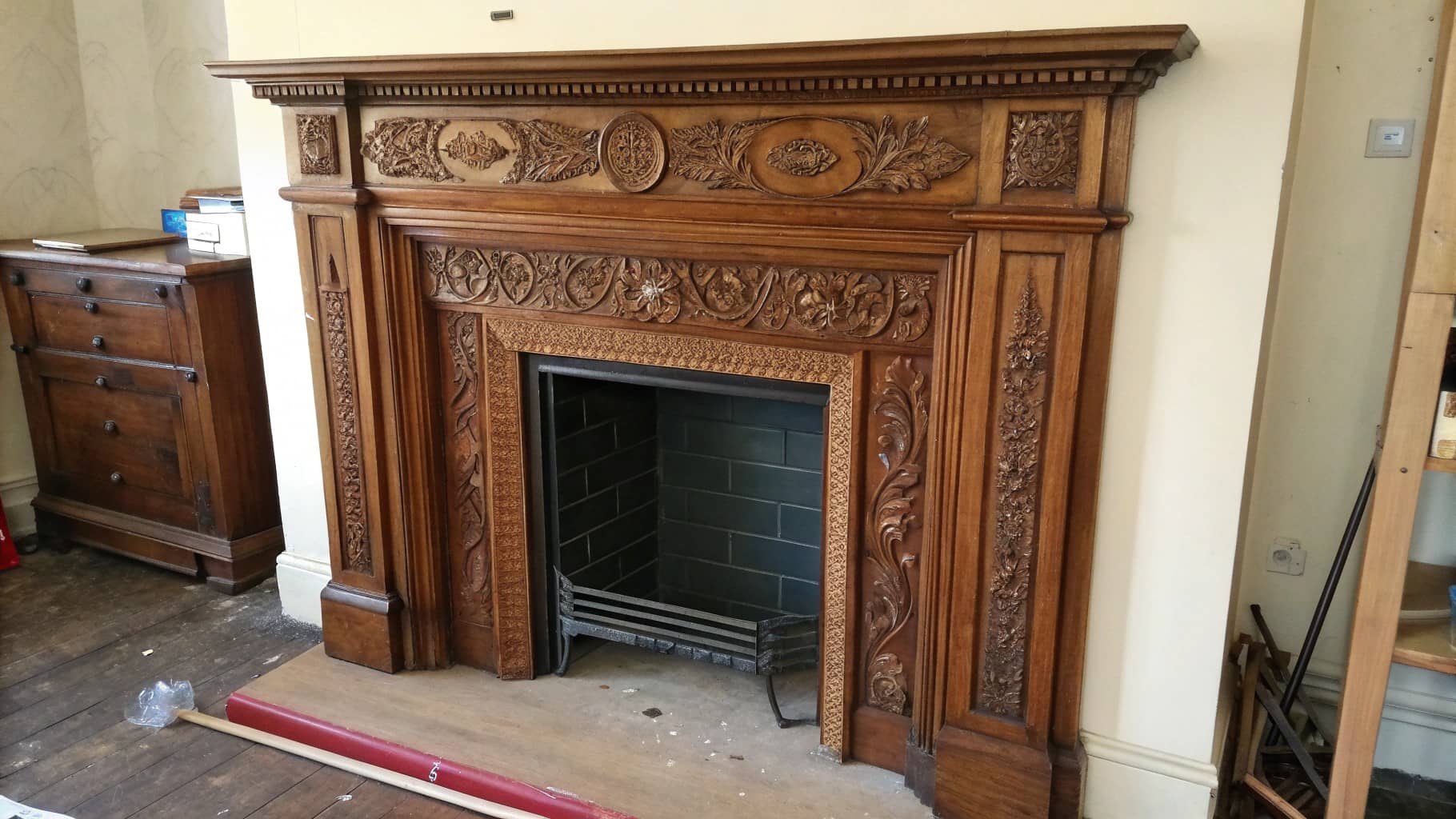 cadres de cheminée anciens